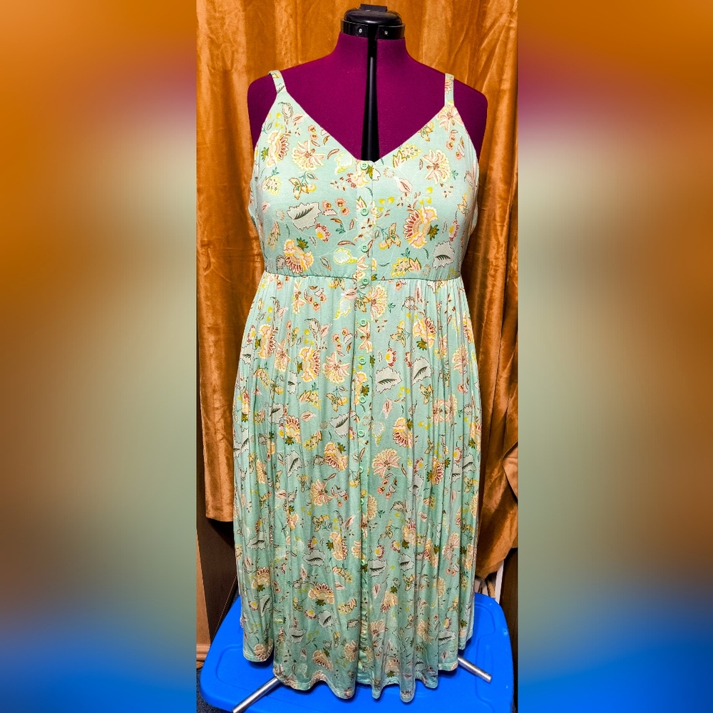 Torrid Size 2 Mint Floral Midi Dress